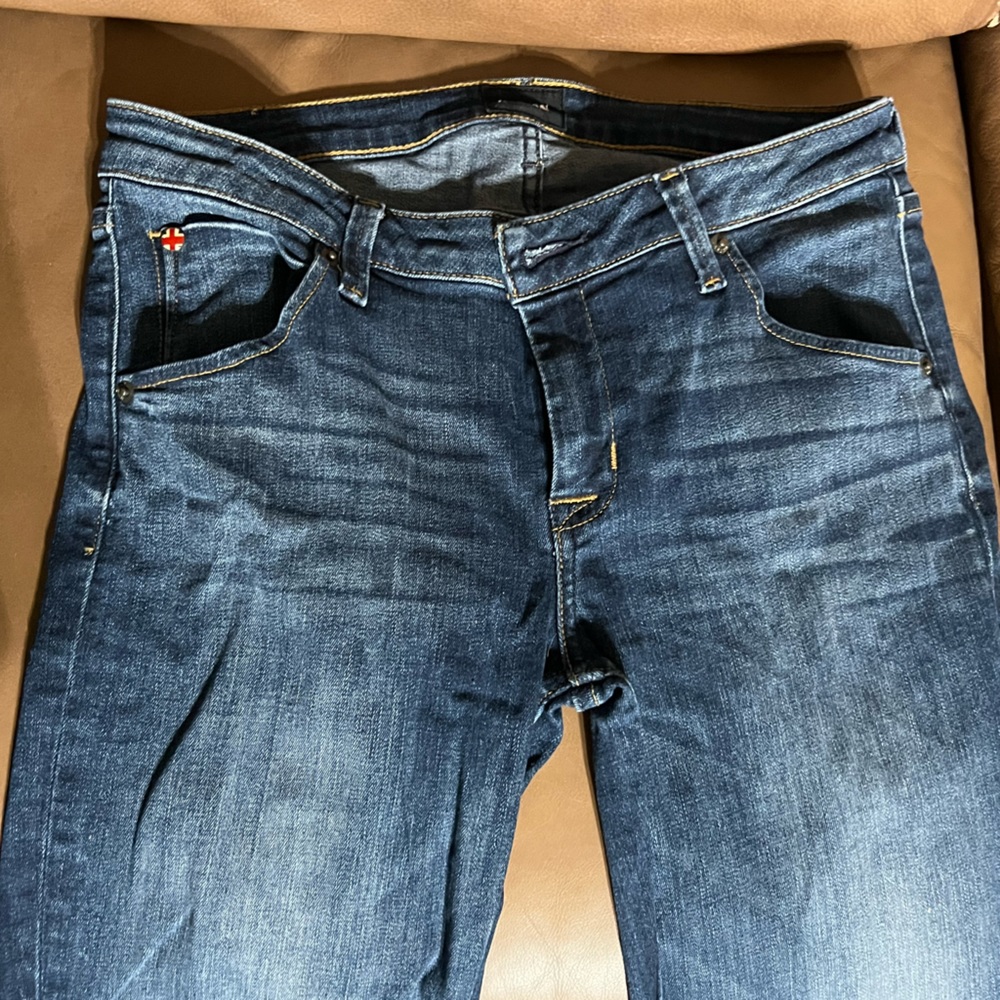 Hudson ankle length cuffed jeans